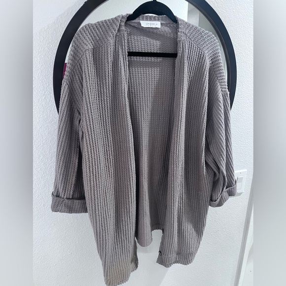 Umgee Sweaters - Umgee Sweater Cardigan size Large Grey